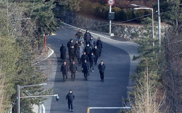 韩最大在野党:未抓到尹锡悦很遗憾