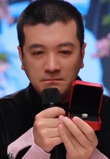 杨子直播求婚黄圣依