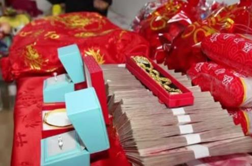 中央一号文件:推进农村高额彩礼治理