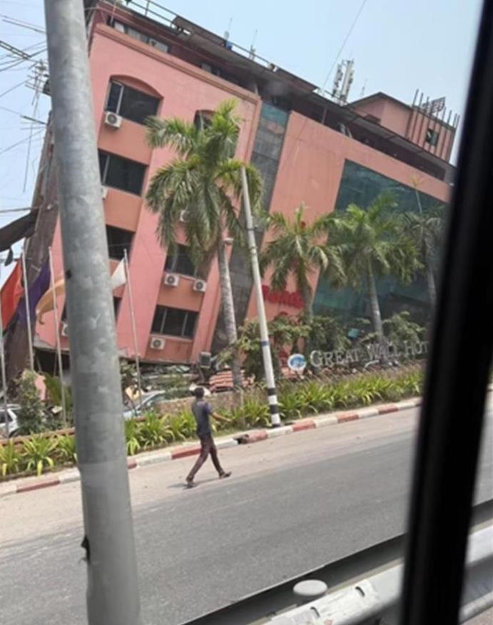 缅甸当地华人:估计伤亡非常严重