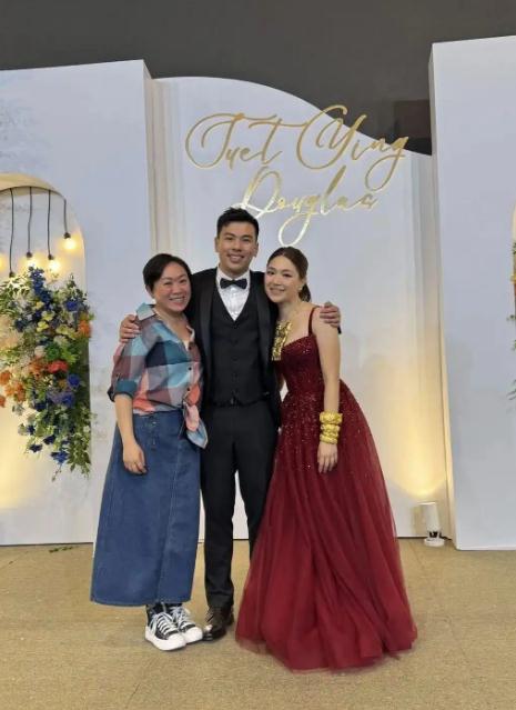 王祖蓝妹妹王祖红大婚