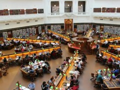 哈佛大学现有外国学生必须转学 特朗普政府下令！