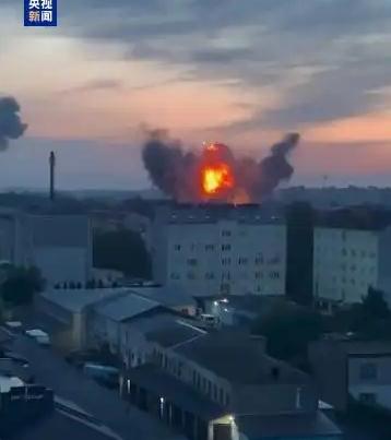 俄轰炸乌军工企业 几乎覆盖全境