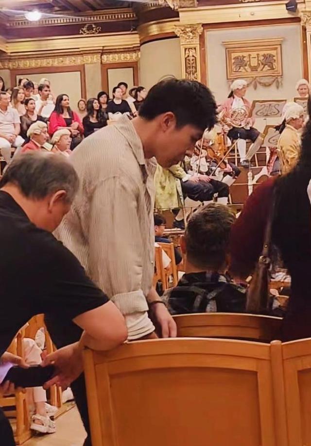 俞灏明王晓晨结婚传闻后首同框