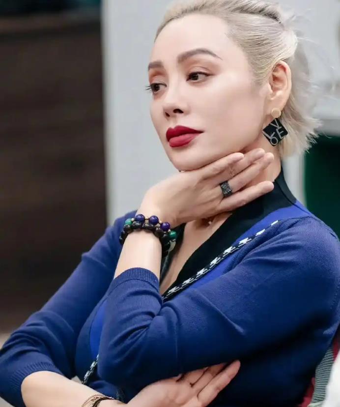 53岁宁静获汪峰高调庆生