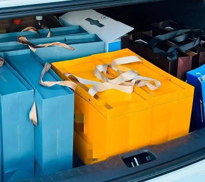 《今日说法》主持人被骗1000元买茶叶