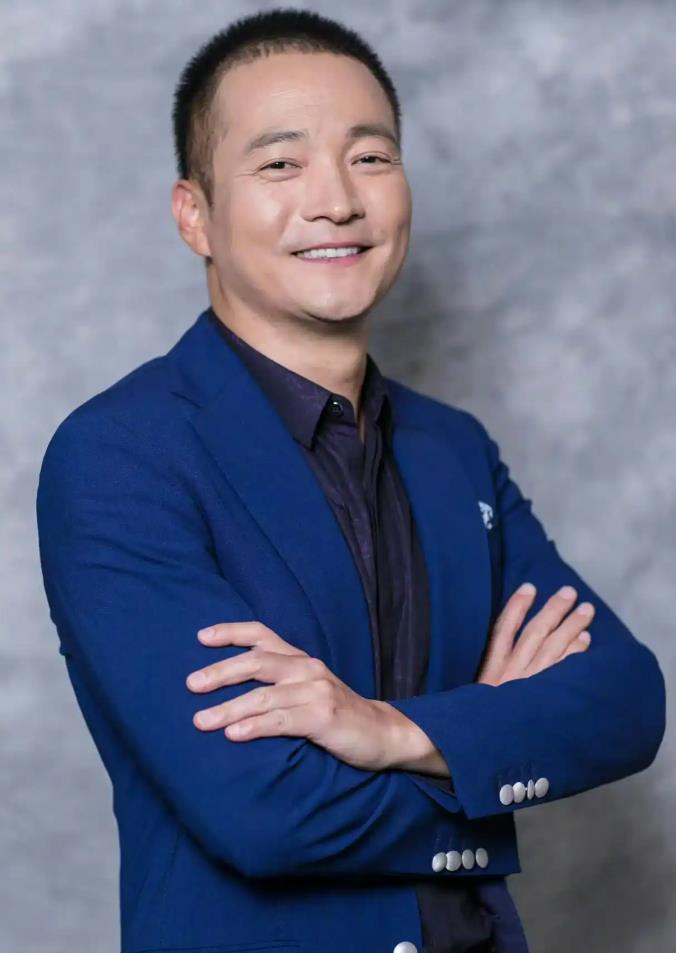 制片人巨春雷曝喻恩泰婚变内情