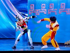 机器人再登春晚 表演醉拳帅到起飞 现场画面曝光!