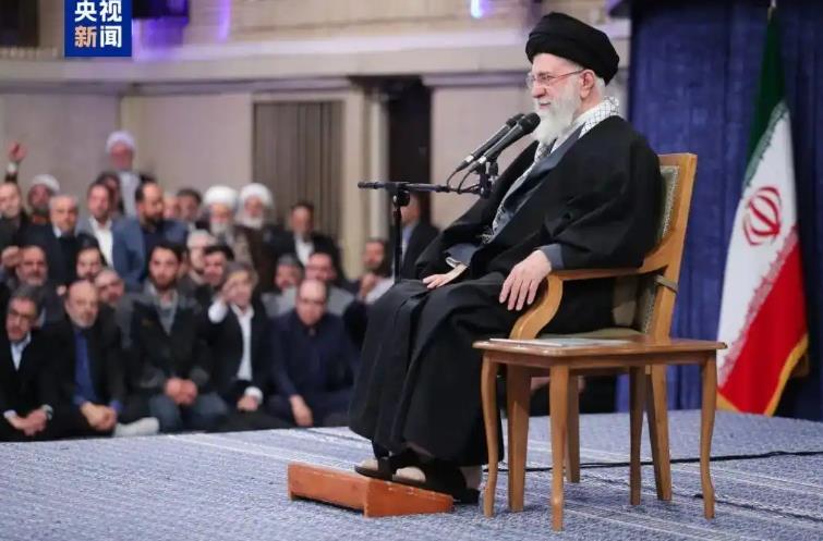 哈梅内伊四位亲属据称在袭击中身亡