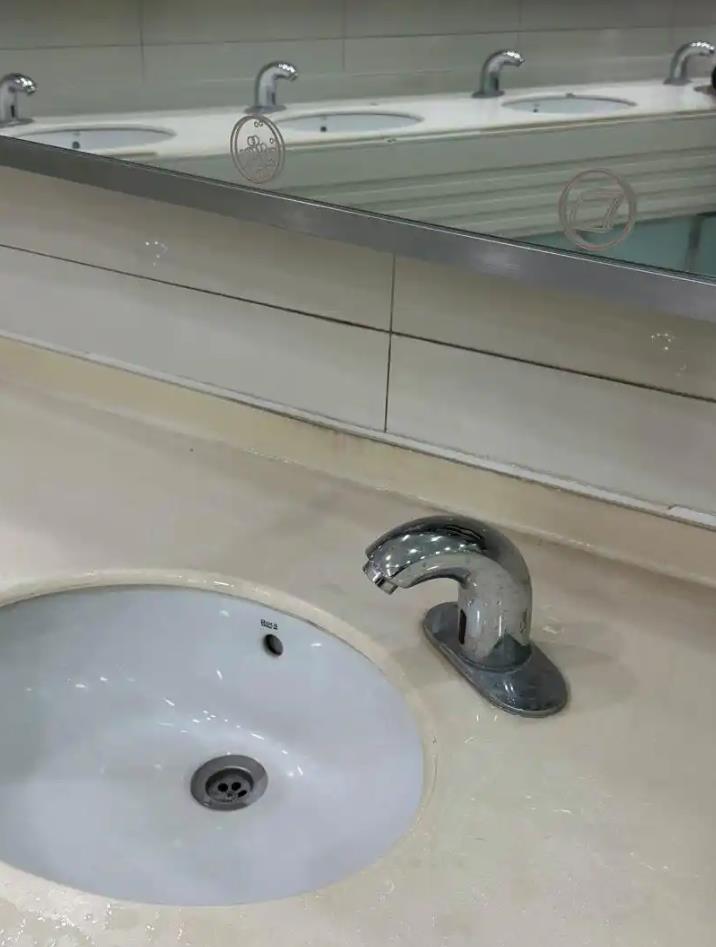 商场洗手间纸巾洗手液&ldquo;捉迷藏&rdquo;