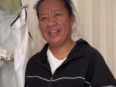 “孕”气十足！女子怀孕后相貌大变诞下女宝宝，现场画面曝光！（图）