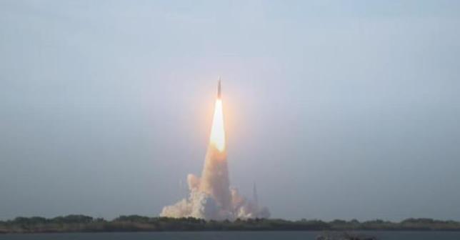 美国50多年来首次载人飞向月球