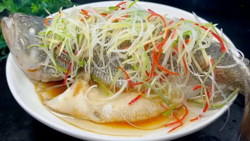 清蒸鲈鱼